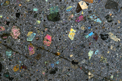 Basalte à olivine LPA x1,6